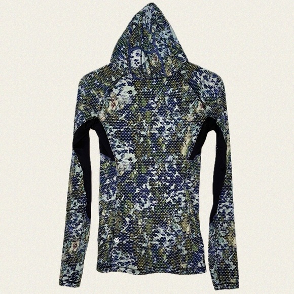 Lululemon Runbeam Hoodie - Picture 4 of 10